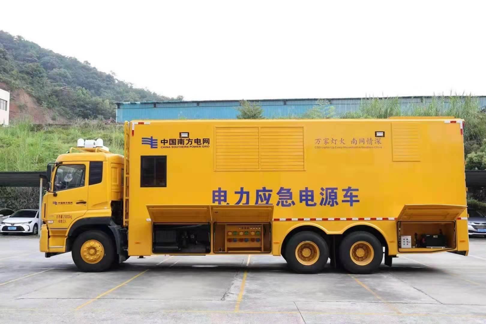 清新安康大型柴油发电机发电车UPS电源出租租赁